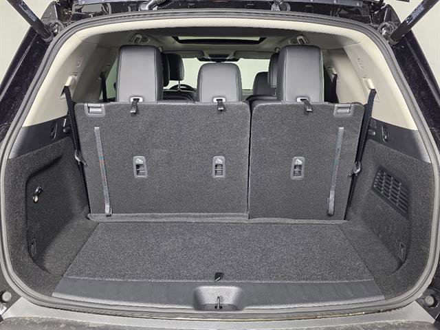 New 2026 Nissan Pathfinder SL w/ SL Premium Package AWD/4WD image 21
