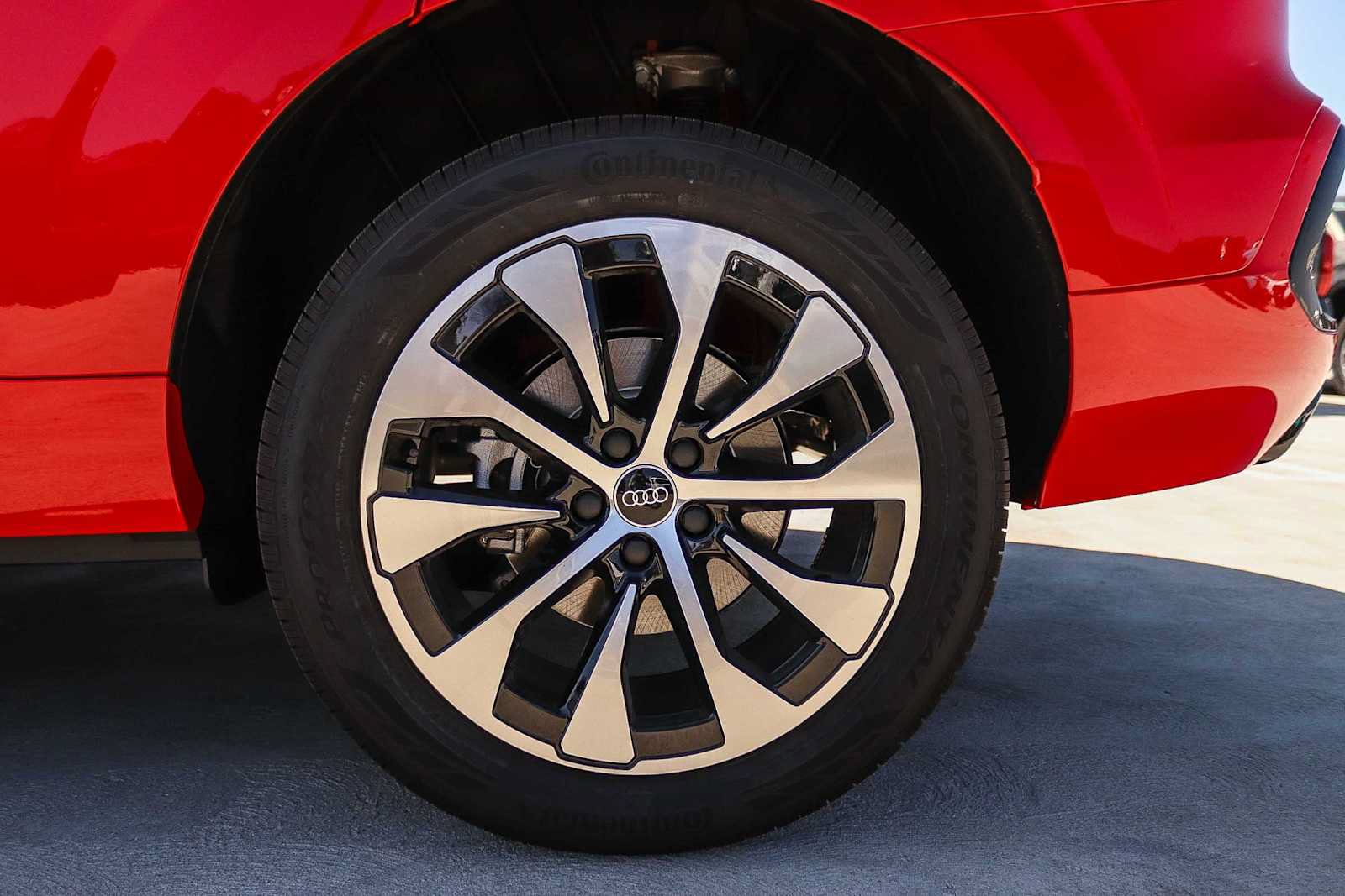 New 2026 Audi Q3 quattro 2.0T AWD/4WD image 13
