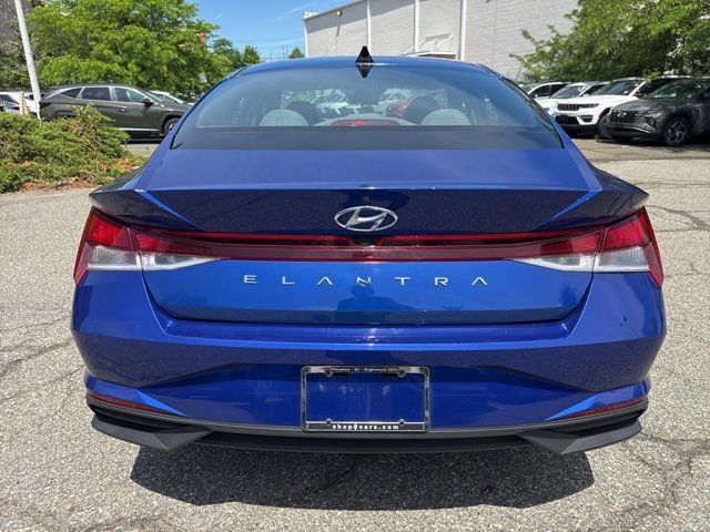 Used 2023 Hyundai Elantra SEL FWD image 12