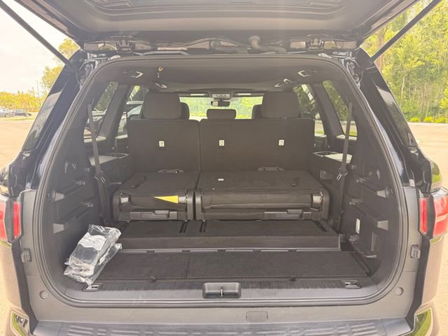 Used 2025 Toyota Sequoia SR5 AWD/4WD image 15
