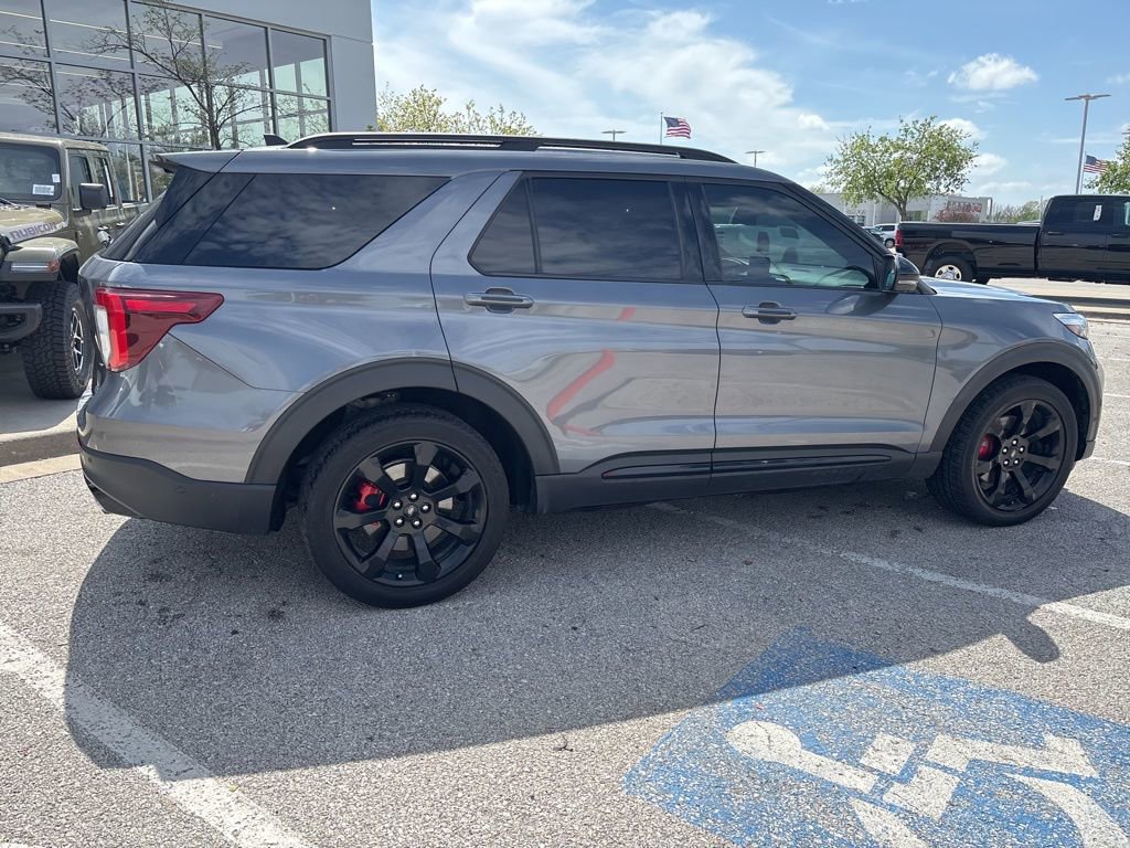 Used 2021 Ford Explorer ST w/ Equipment Group 401A AWD/4WD image 33