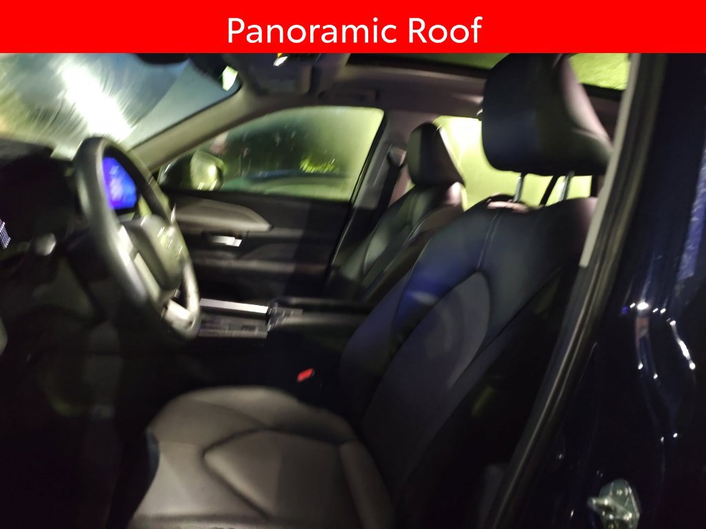 Used 2024 Toyota Grand Highlander AWD image 6