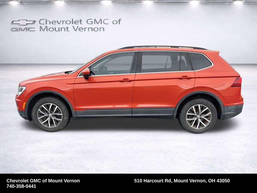 Used 2019 Volkswagen Tiguan SE w/ Panoramic Sunroof Package image 2