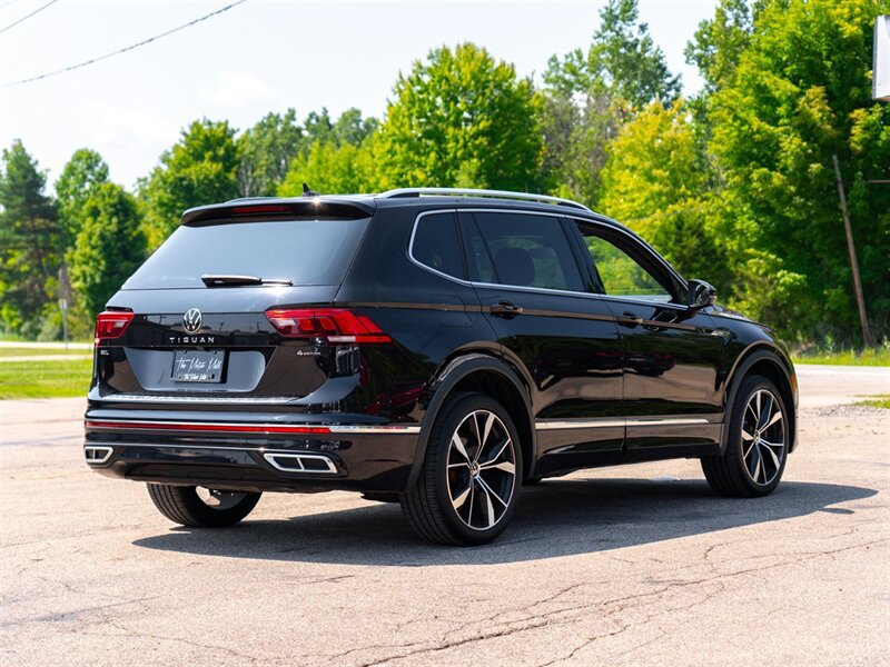 Used 2022 Volkswagen Tiguan SEL R-Line AWD/4WD image 5