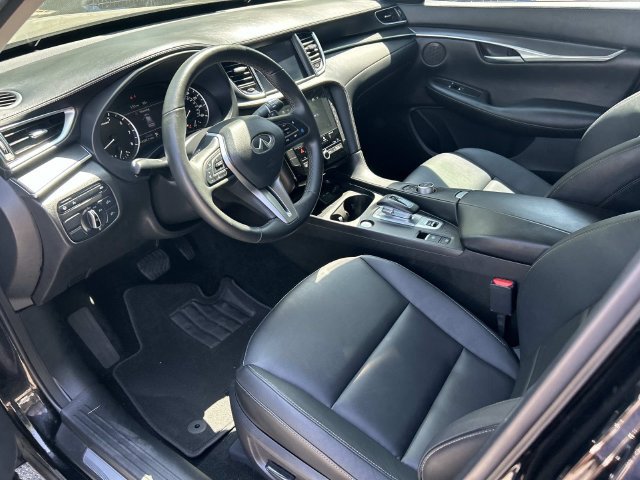 Used 2025 INFINITI QX50 Pure AWD/4WD image 15