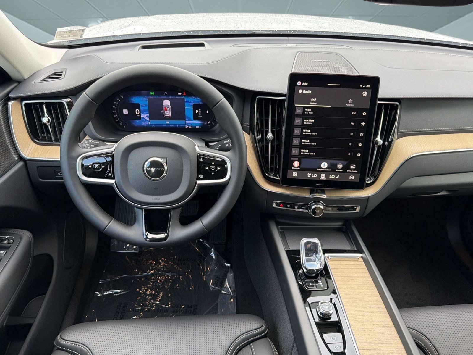 New 2026 Volvo XC60 B5 Ultra w/ Climate Package AWD/4WD image 30
