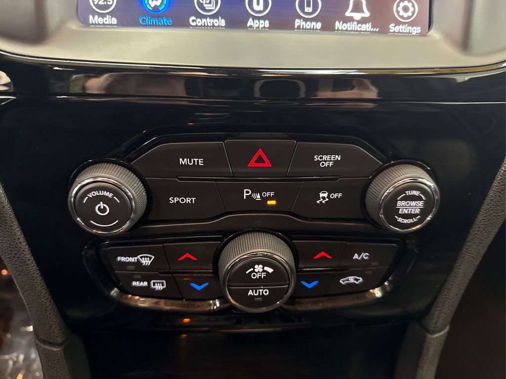 Used 2022 Chrysler 300 S image 31