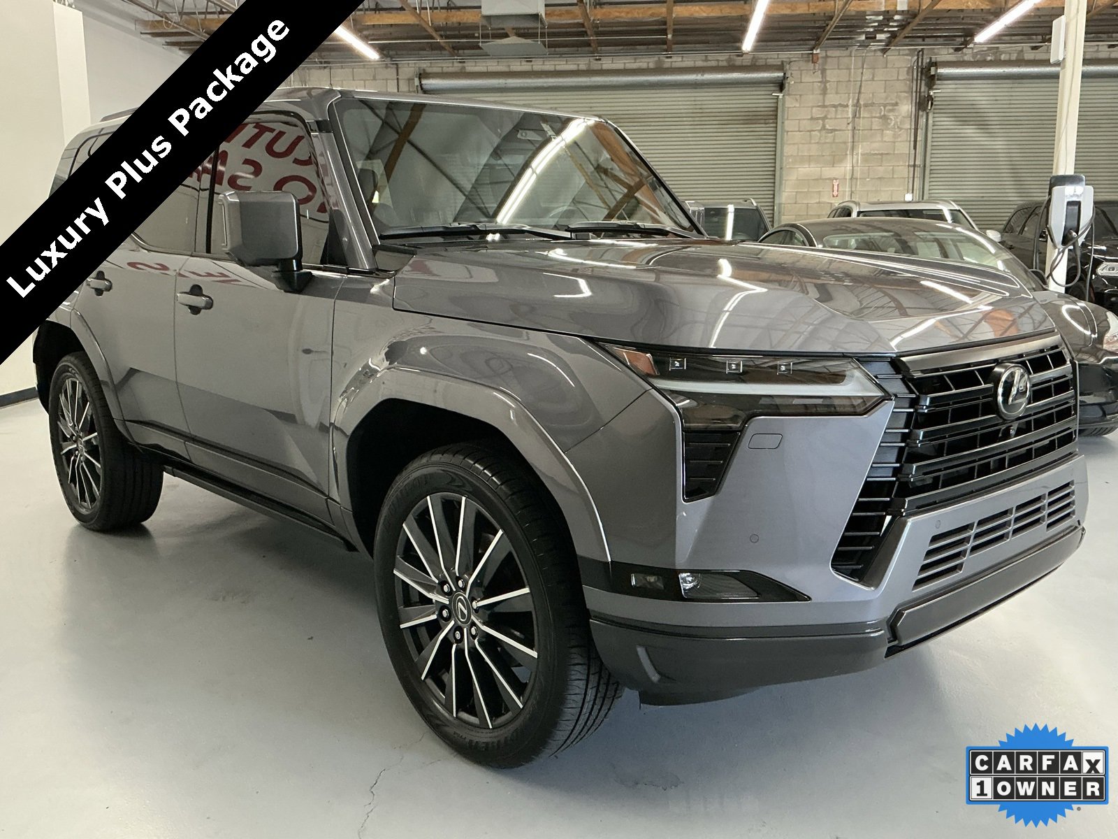 Used 2024 Lexus GX 550 image 3