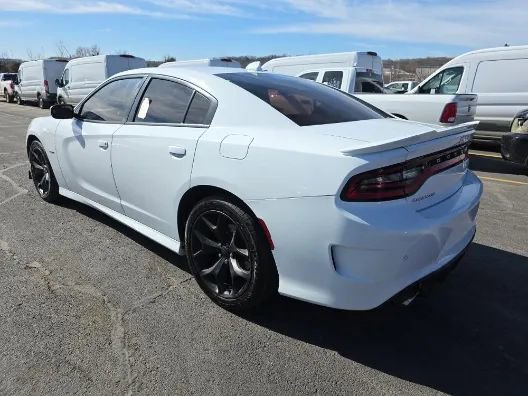 Used 2019 Dodge Charger R/T RWD image 2