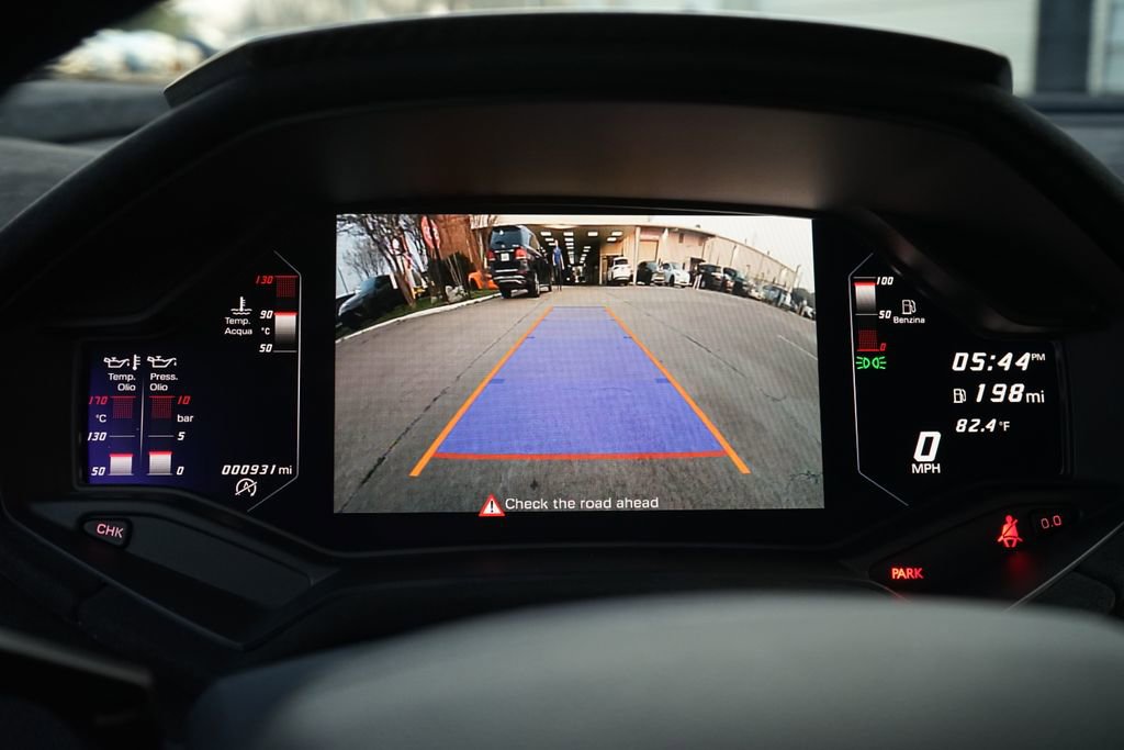 Used 2022 Lamborghini Huracan STO image 19