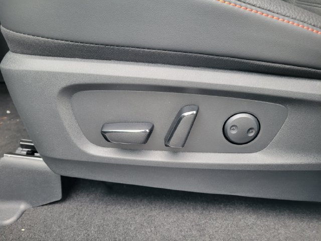 New 2026 Nissan Pathfinder Rock Creek AWD/4WD image 14