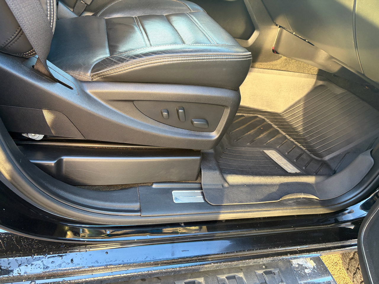 Used 2018 GMC Sierra 2500 Denali image 49