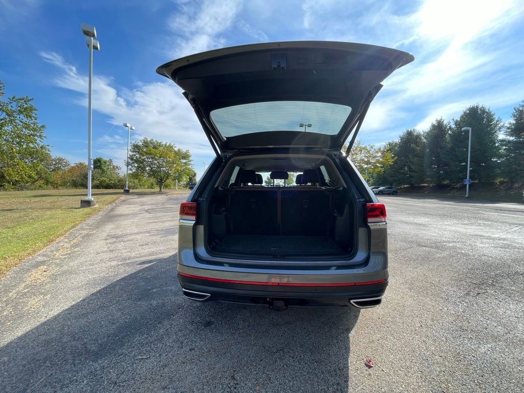 Used 2023 Volkswagen Atlas SE image 16