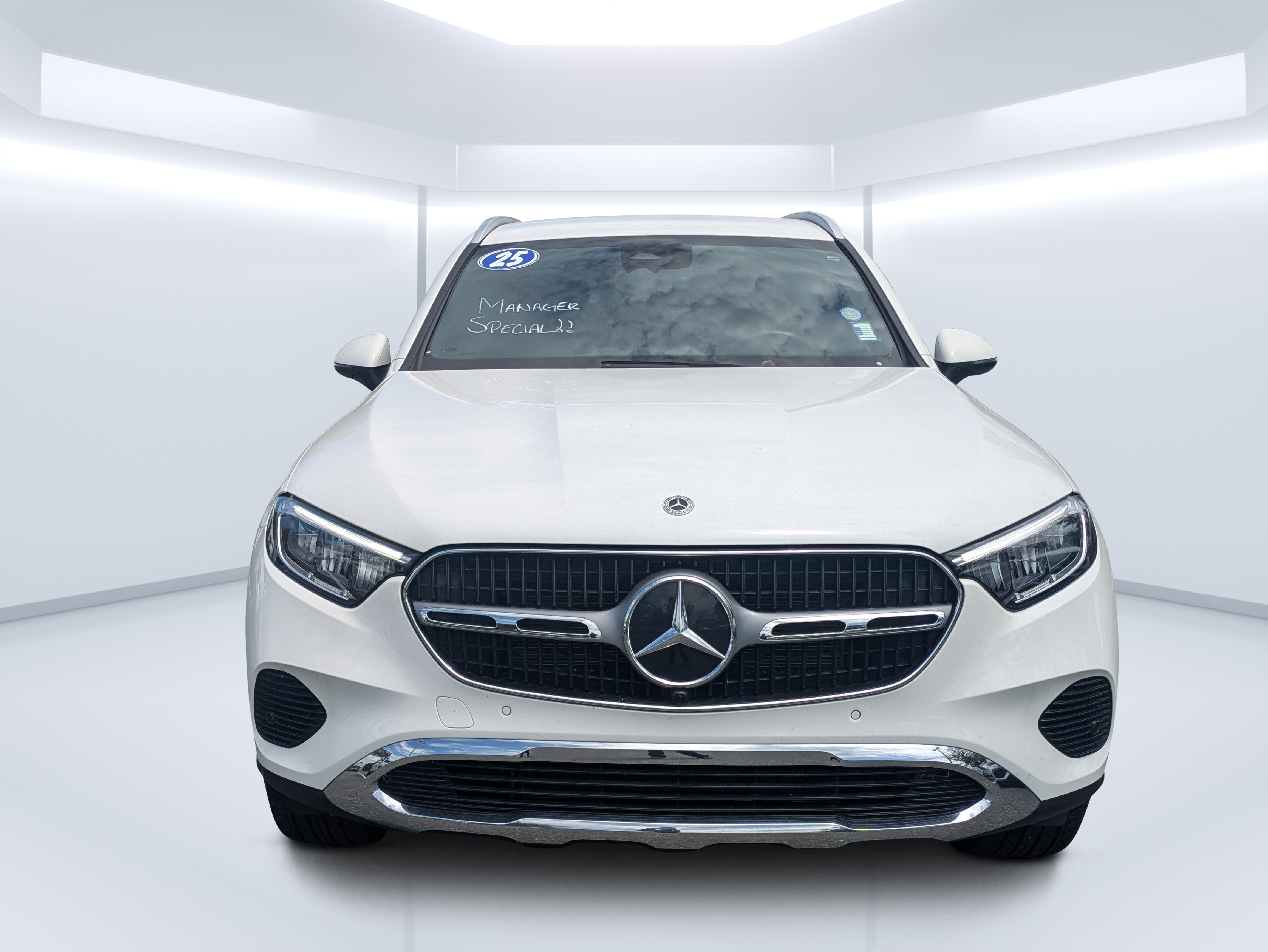Certified 2025 Mercedes-Benz GLC 300 4MATIC image 7