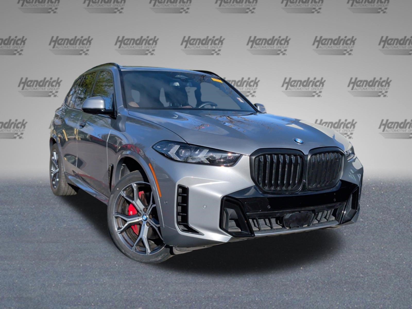 Certified 2024 BMW X5 xDrive40i w/ M Sport Package image 2