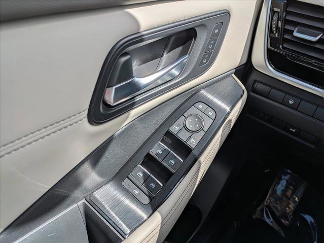 Used 2022 Nissan Rogue SL image 16