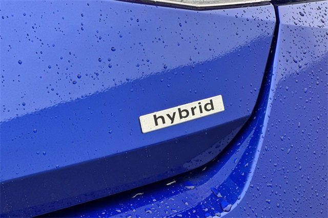 Used 2025 Hyundai Elantra SEL image 30