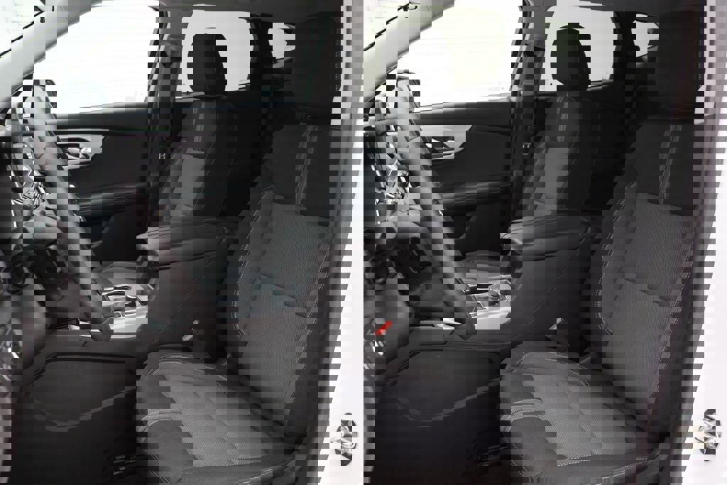 Used 2023 Chevrolet Blazer LT w/ Driver Confidence Package image 17