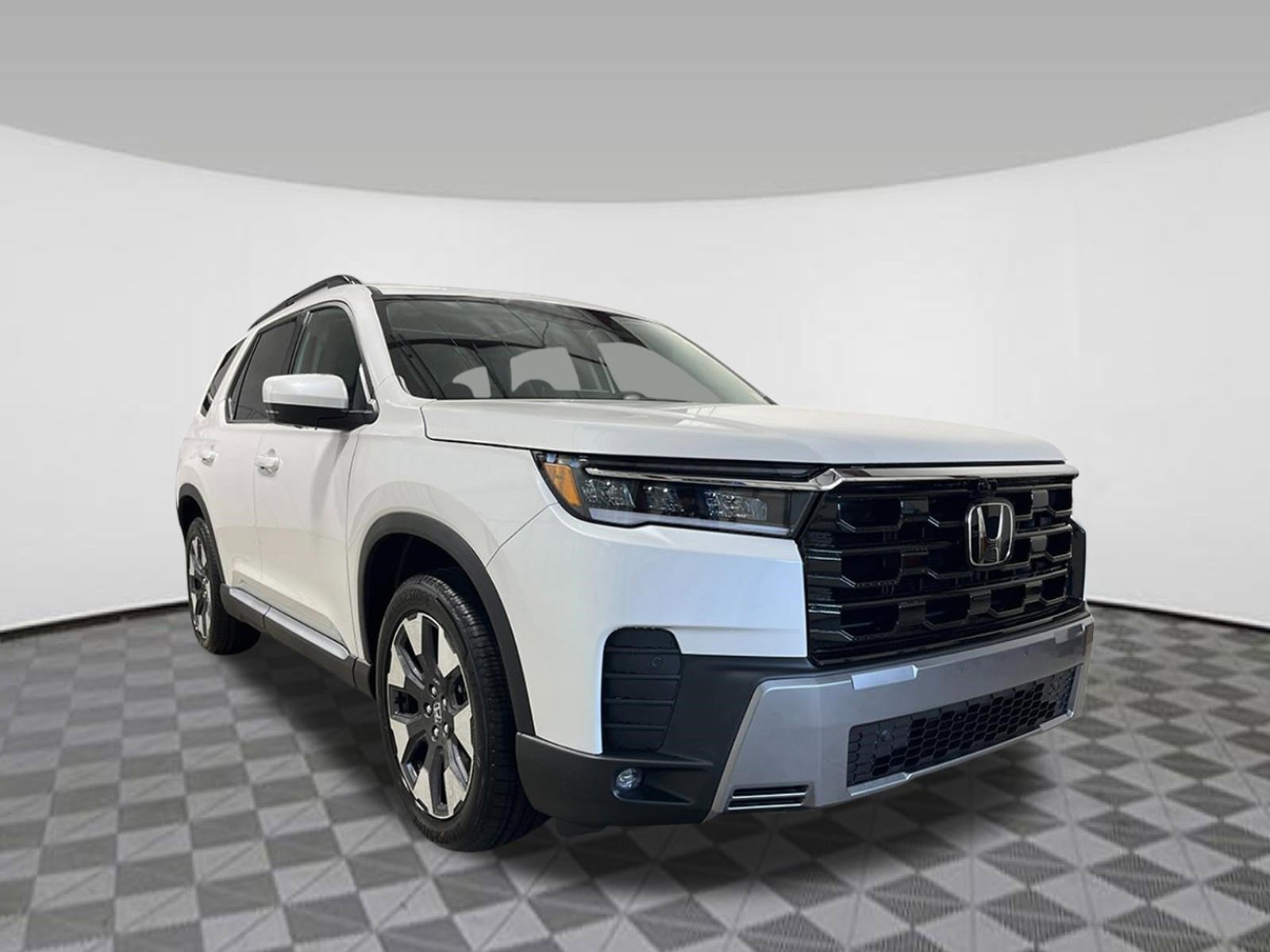 New 2026 Honda Pilot Touring image 9