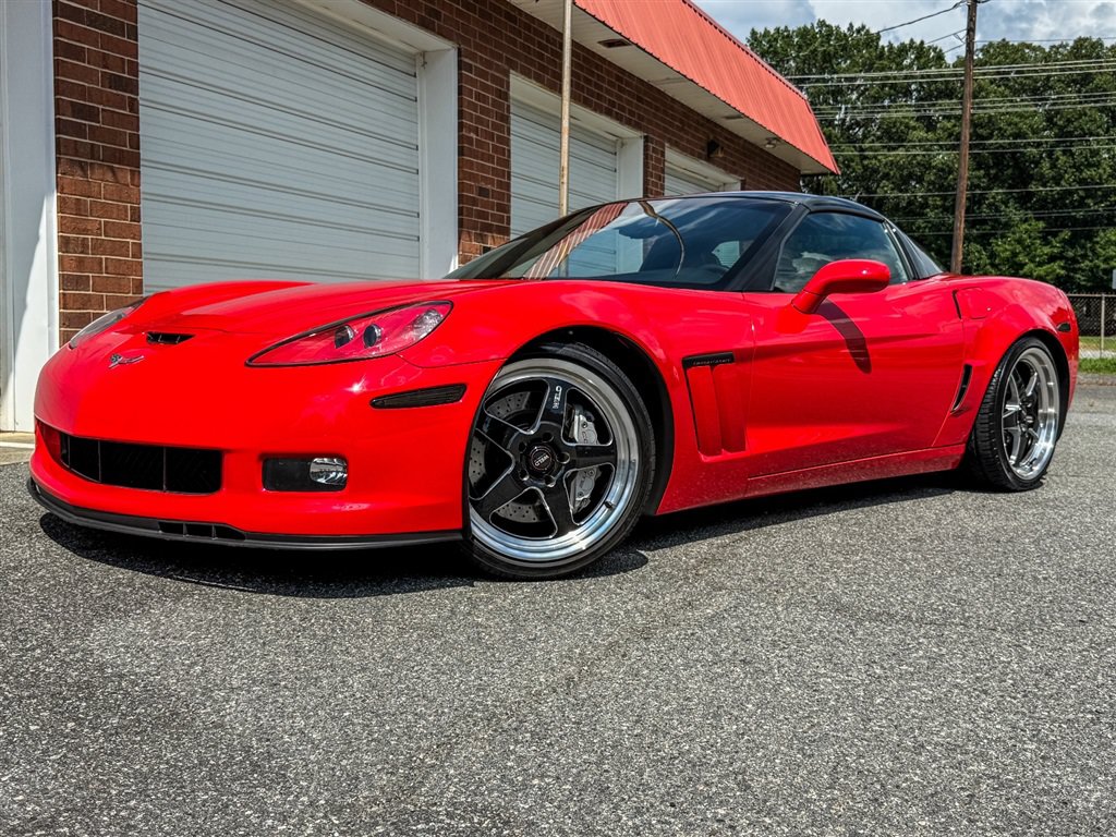 Used 2013 Chevrolet Corvette Grand Sport RWD image 2