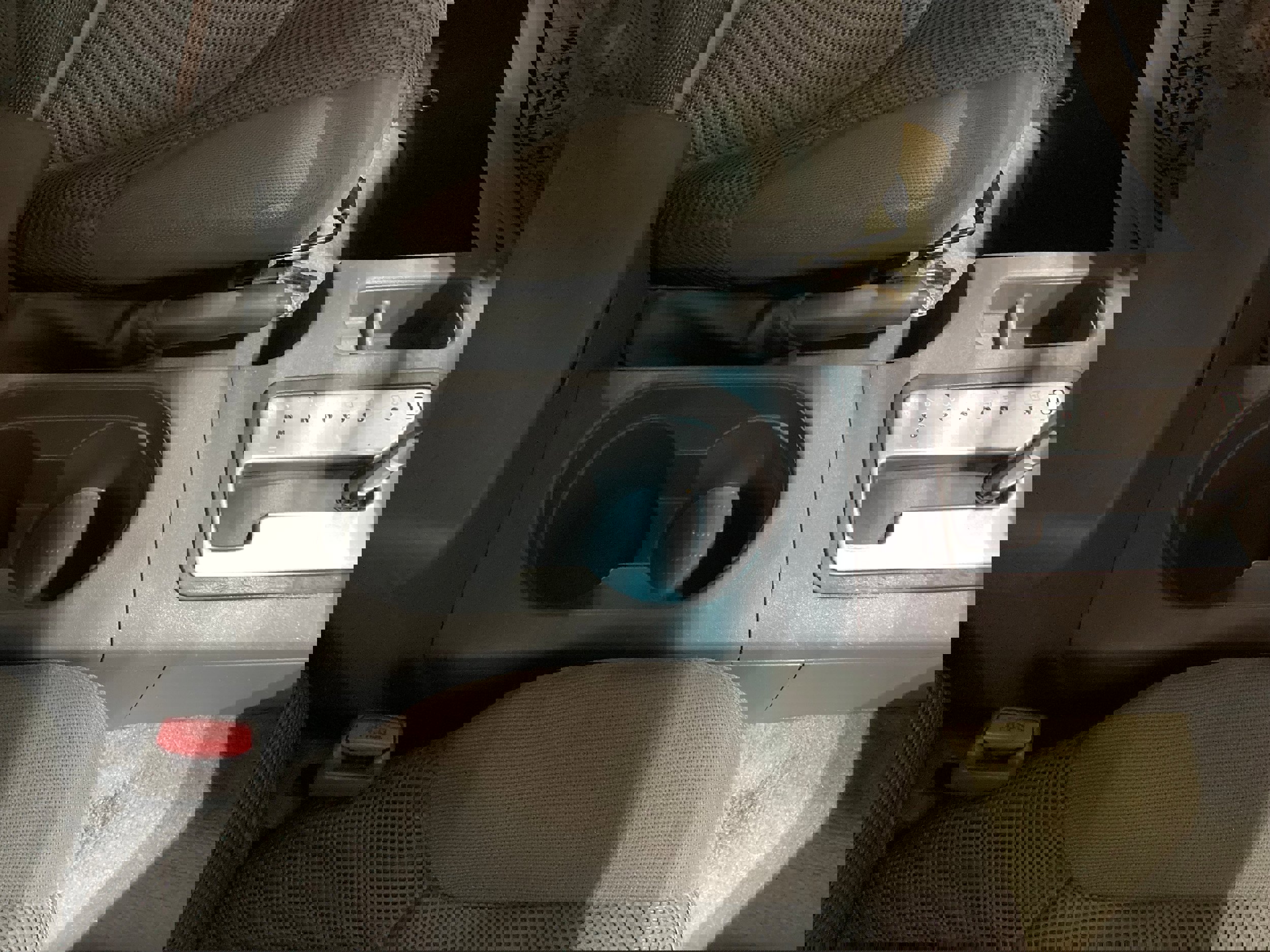 Used 2015 Nissan Frontier SV image 5