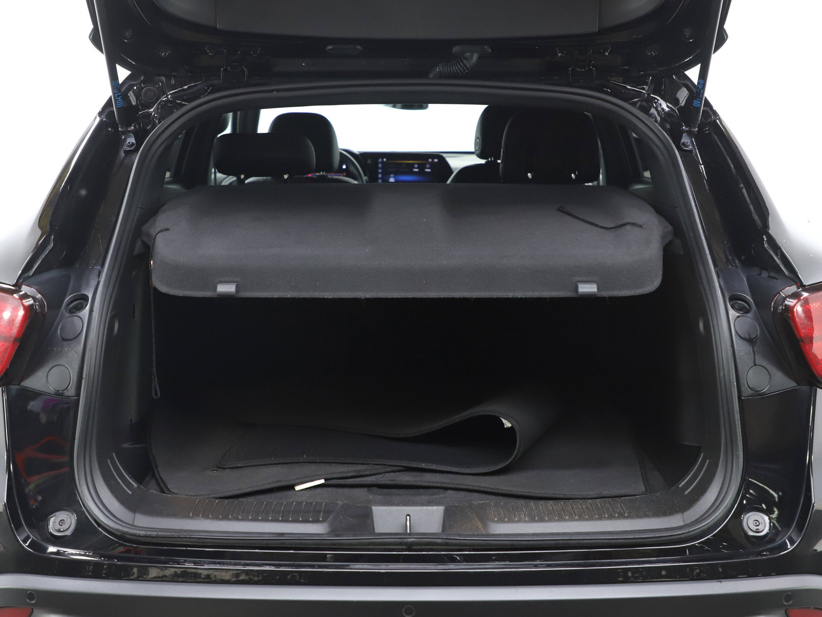 Used 2024 Chevrolet Trax RS FWD image 17