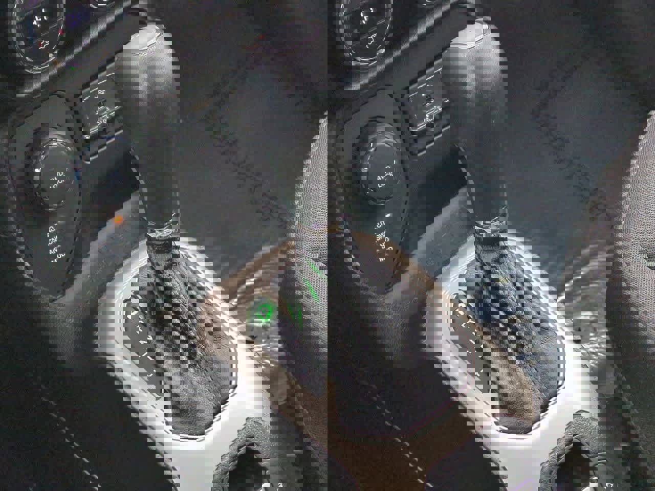 Used 2016 Jeep Renegade Latitude image 31