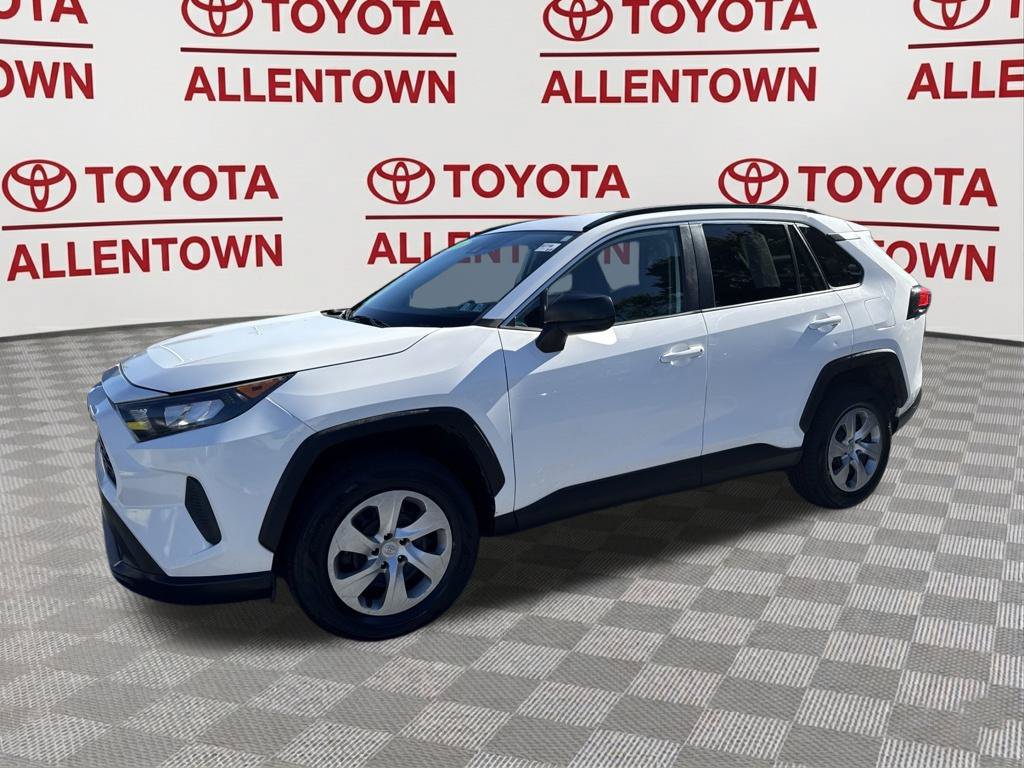 Used 2020 Toyota RAV4 LE FWD image 10