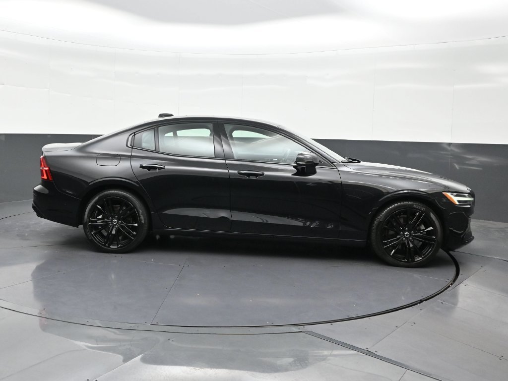 Certified 2024 Volvo S60 B5 Plus FWD image 6