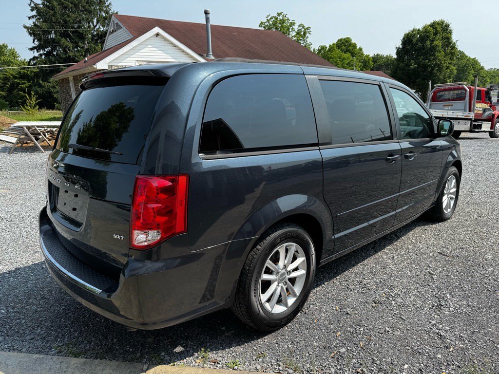Used 2014 Dodge Grand Caravan SXT w/ Security Group FWD image 5