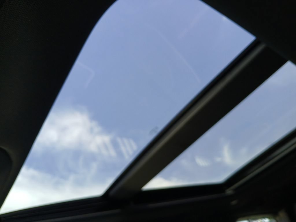 New 2027 Chrysler Pacifica Limited FWD image 7