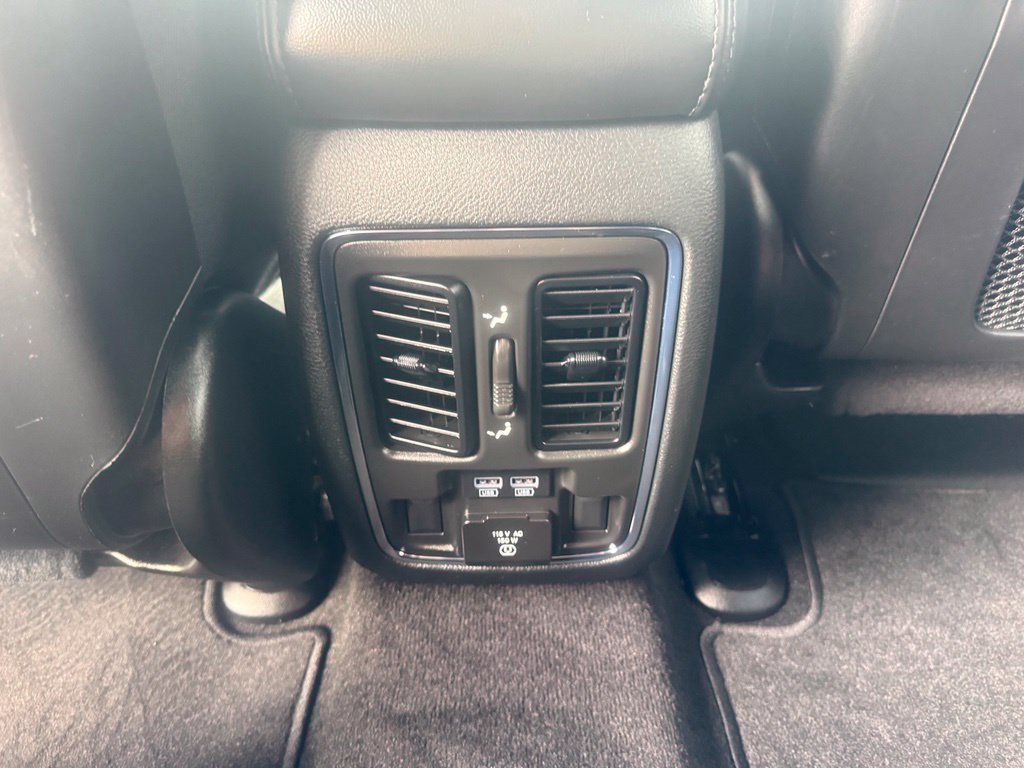 Certified 2022 Jeep Grand Cherokee Limited AWD/4WD image 37