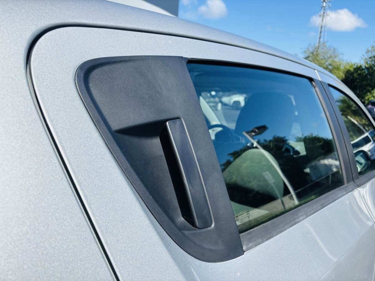 Used 2020 Chevrolet Sonic LT image 19