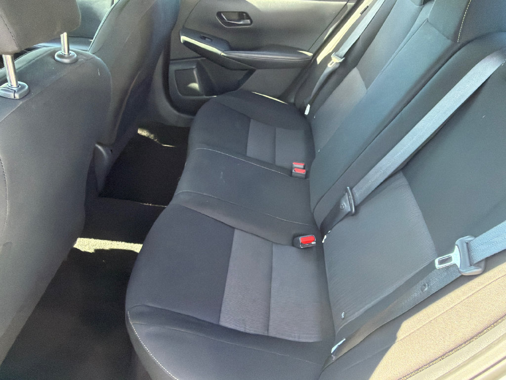 Used 2024 Nissan Sentra SV FWD image 16