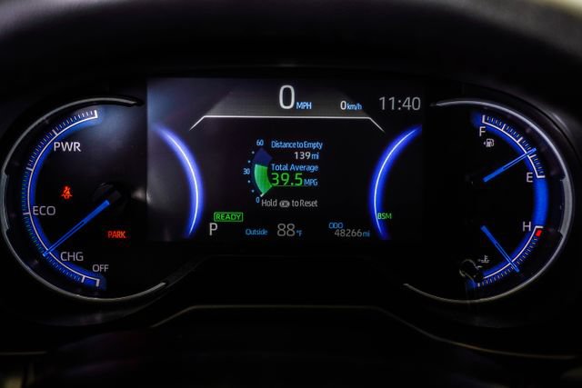 Used 2022 Toyota RAV4 Limited AWD/4WD image 35