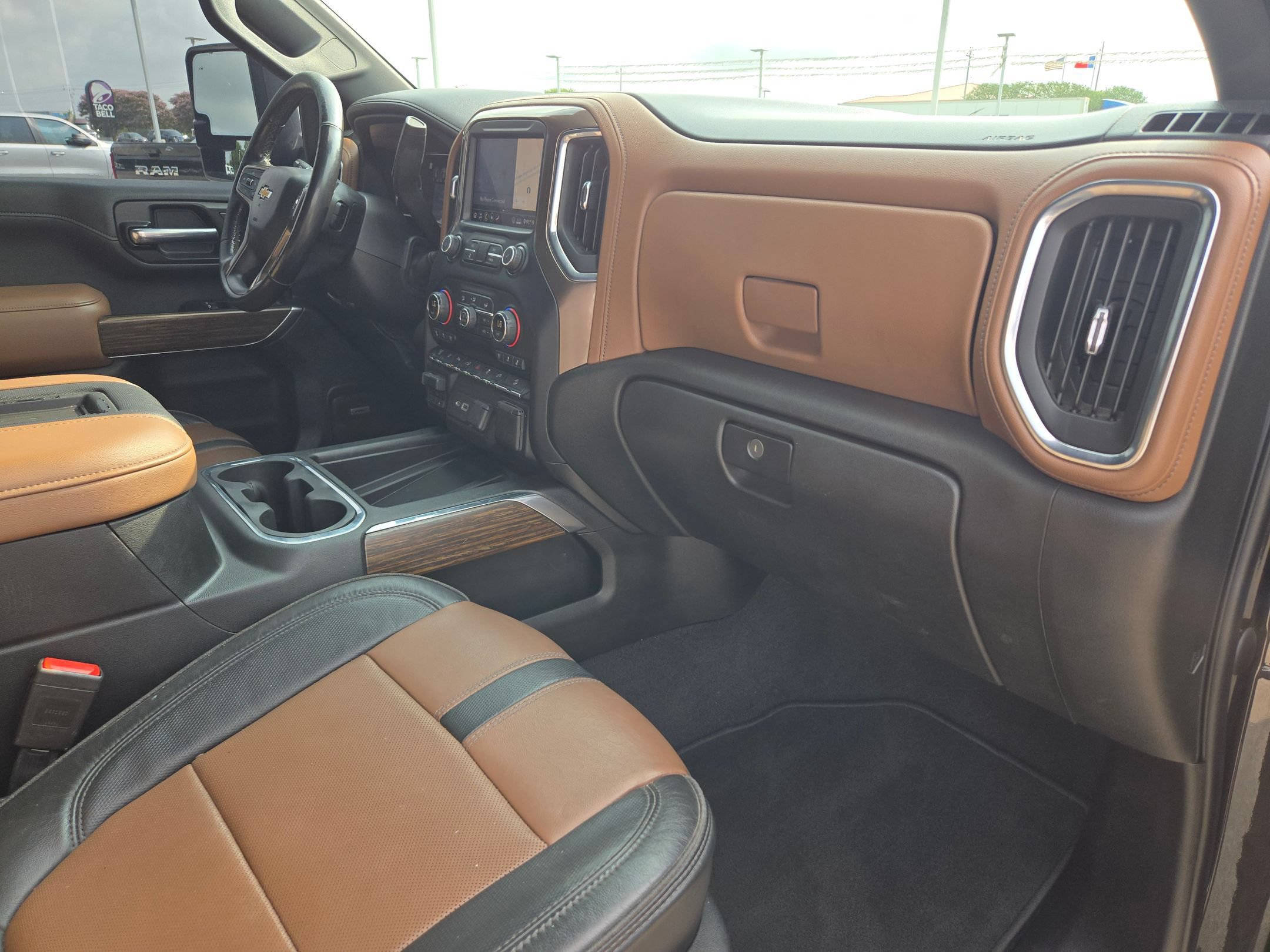 Used 2020 Chevrolet Silverado 2500 High Country w/ Z71 Off-Road Package AWD/4WD image 28