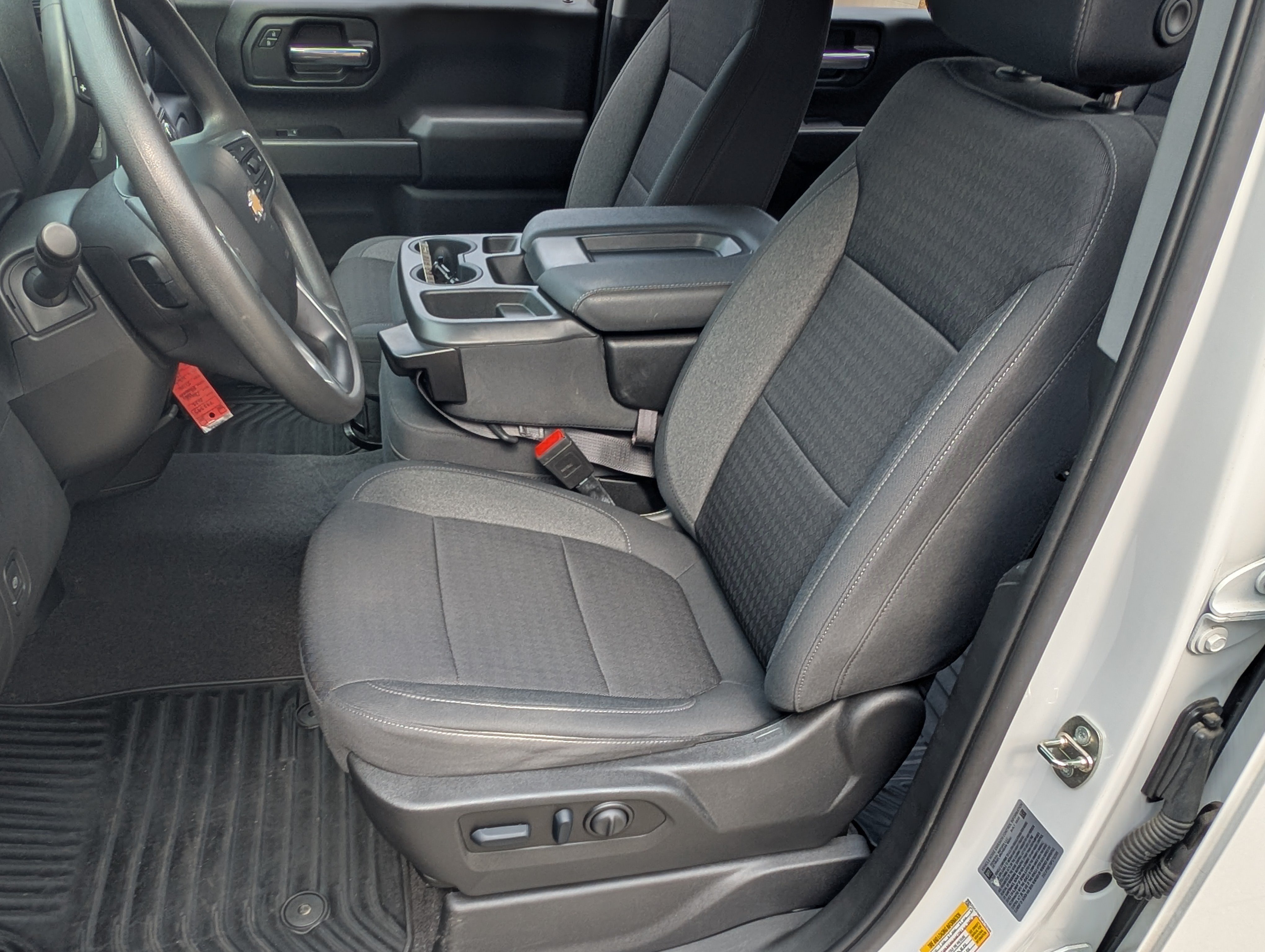 Used 2023 Chevrolet Silverado 2500 Custom w/ Custom Value Package AWD/4WD image 16