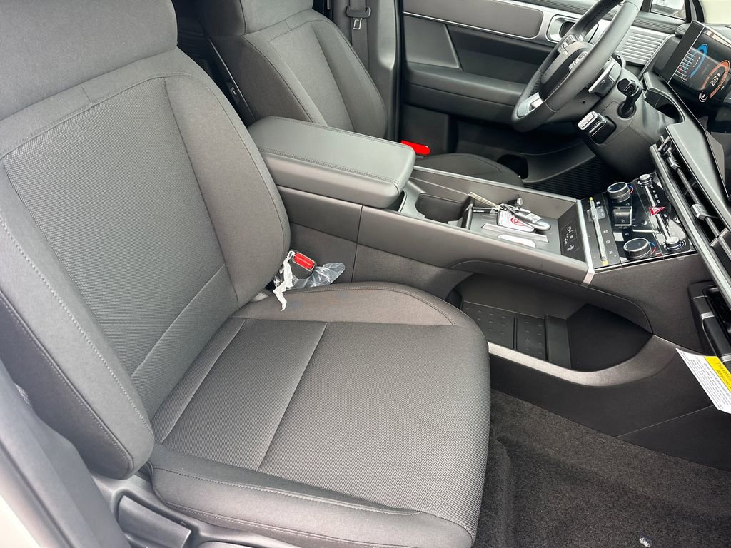 New 2026 Hyundai Santa Fe SE image 13