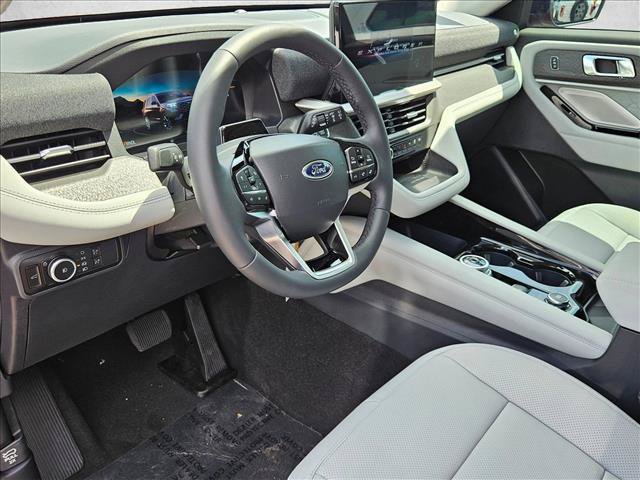 New 2026 Ford Explorer Platinum w/ LUX Leather Package AWD/4WD video 3