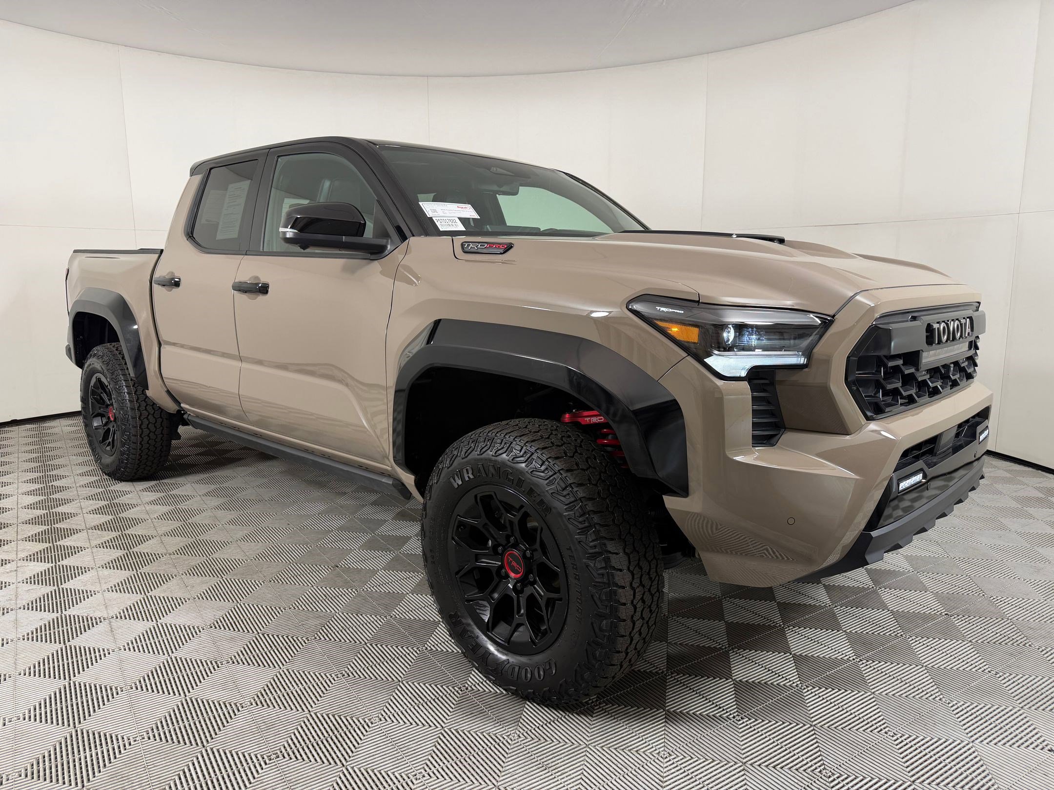 Used 2025 Toyota Tacoma TRD Pro AWD/4WD image 6