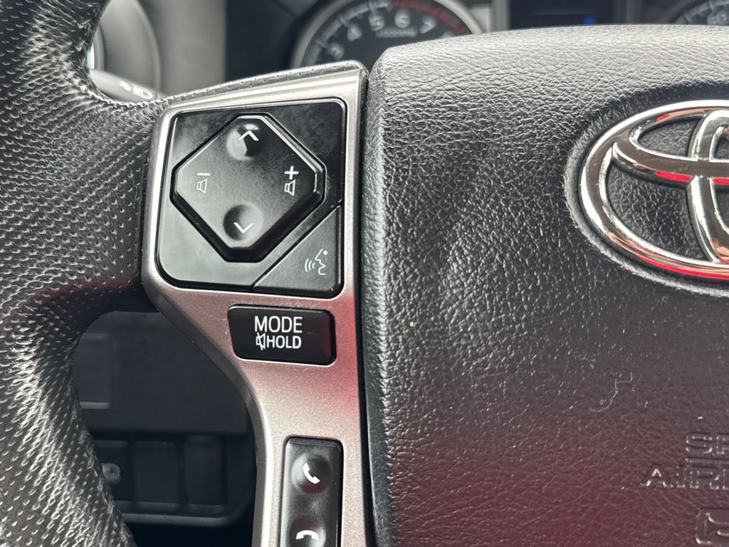 Used 2022 Toyota Tacoma SR5 RWD image 20