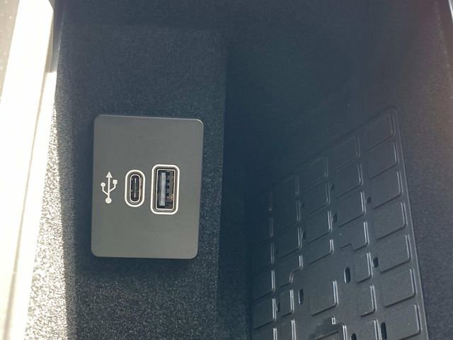 New 2026 Lincoln Navigator Reserve AWD/4WD image 24