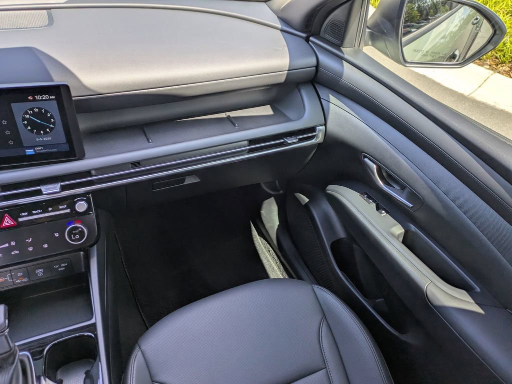 Used 2026 Hyundai Santa Cruz SEL FWD image 16