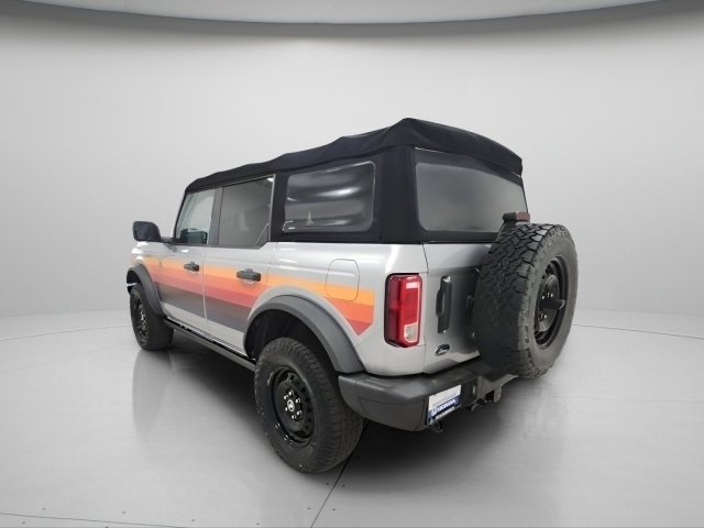 Used 2022 Ford Bronco Black Diamond AWD/4WD image 5