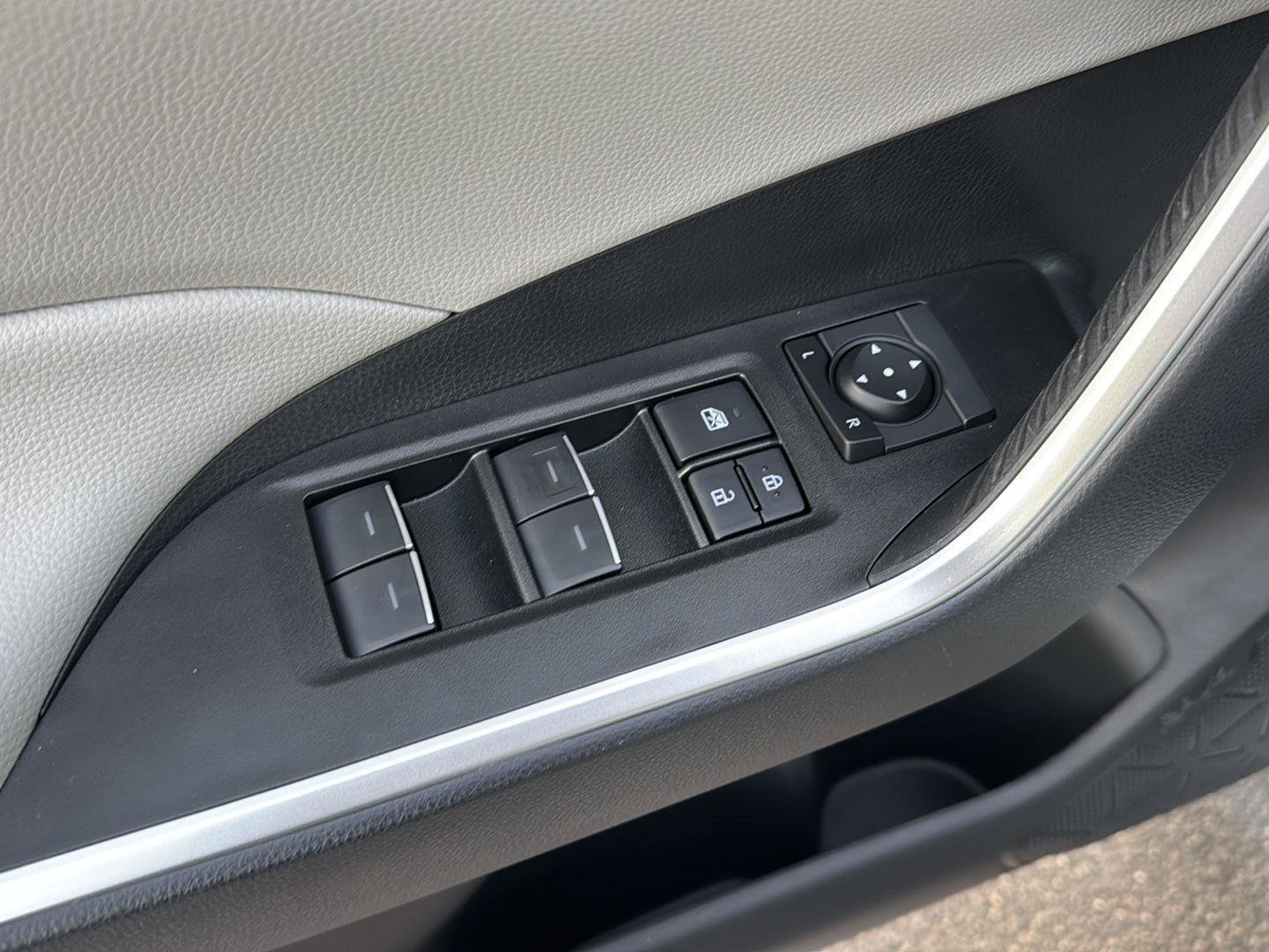 Certified 2025 Toyota RAV4 XLE Premium image 29