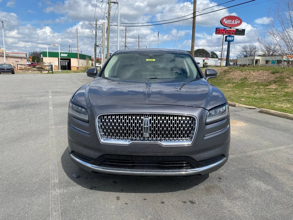 Used 2023 Lincoln Nautilus Reserve FWD image 2