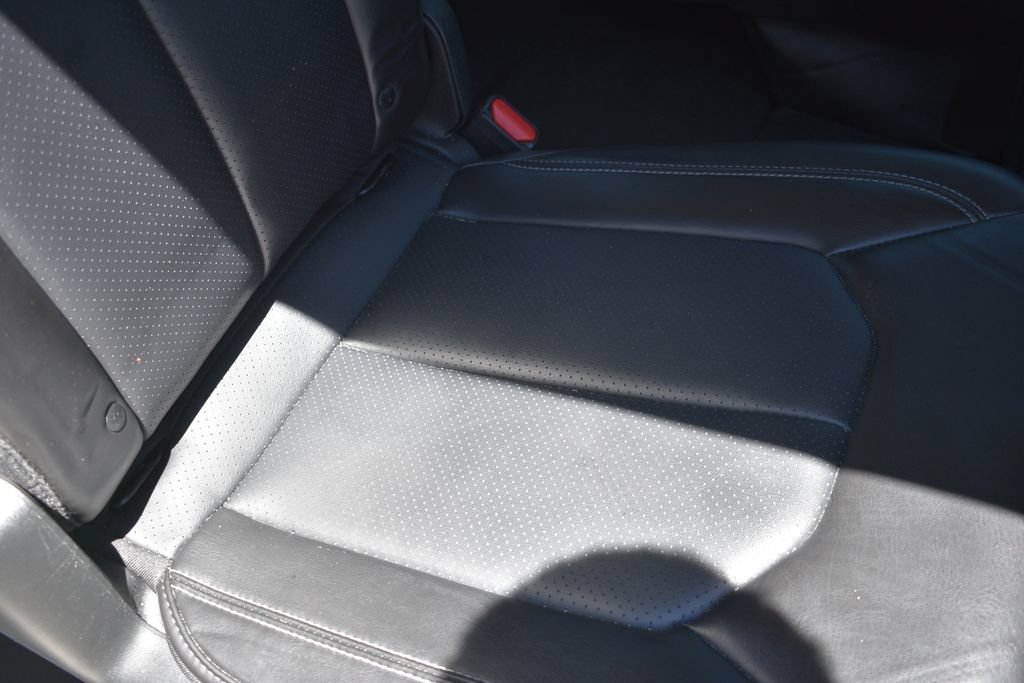 Used 2024 Chrysler Pacifica Touring-L FWD image 27