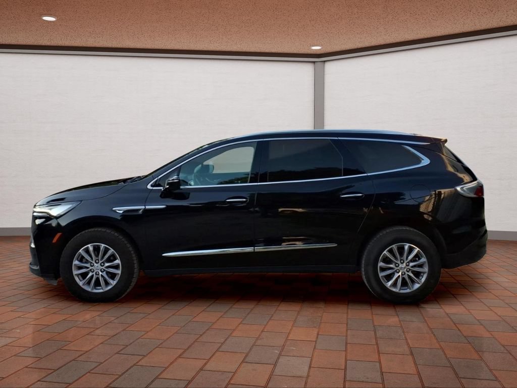 Used 2024 Buick Enclave Premium FWD image 8