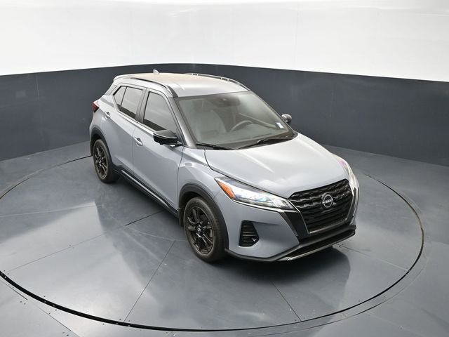 Certified 2024 Nissan Kicks SR w/ SR Premium Package FWD image 19