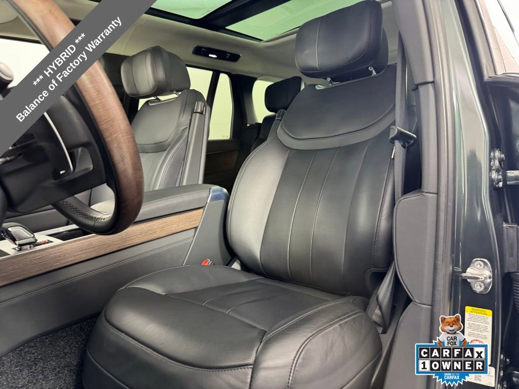 Used 2025 Land Rover Range Rover Autobiography AWD/4WD image 15